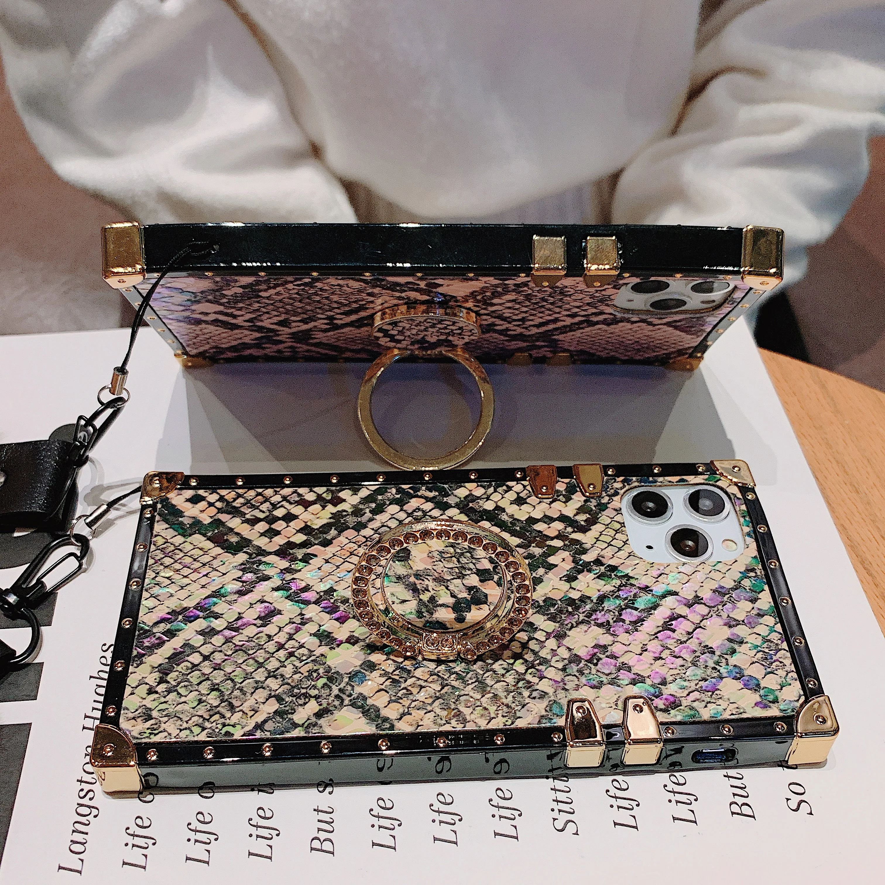 Квадратный чехол подставка из змеиной кожи с ремешком и мячом для Huawei Mate 40 Pro P40 30