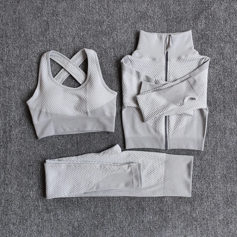 

Sportswear & Accessories