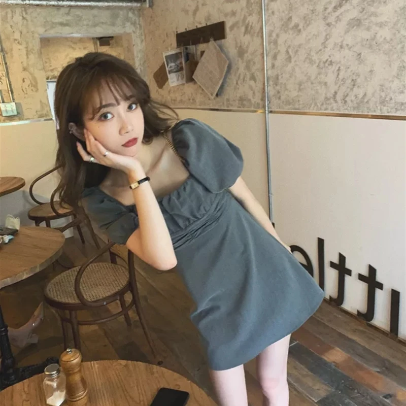 

Женские платья МАЗ