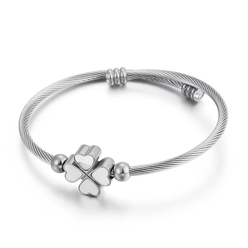 

Tri-Color Stainless Steel Charm Women Bangles Romantic Heart Four Leaves White Shell Cuff Bangles Jewelry Women Accessory