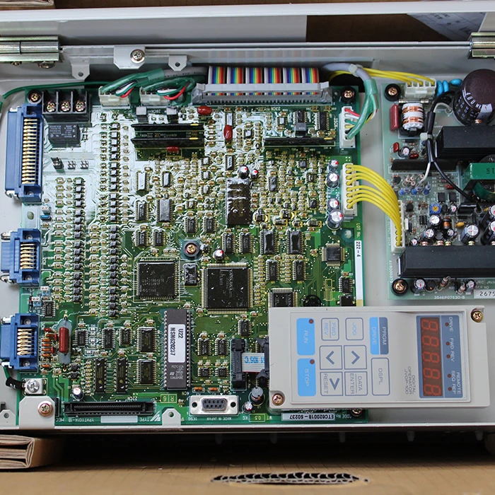 

Абсолютно Новый Yaskawa ETC620018-S0237 YPHT11014-1B Процессор борад