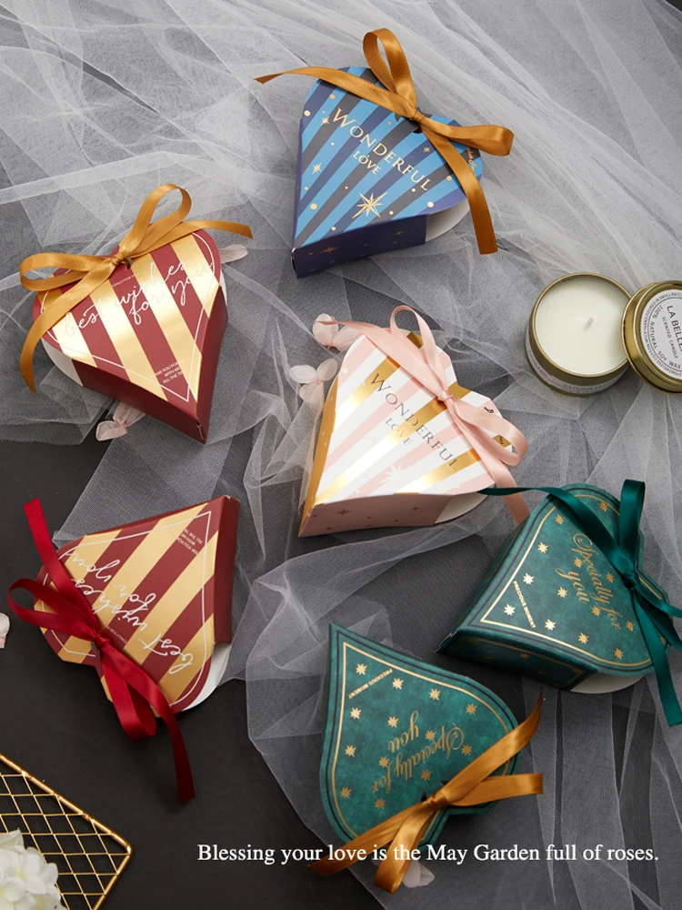 Высокое качество сердце любовь Лазерная полосатая позолоченная Подарочная