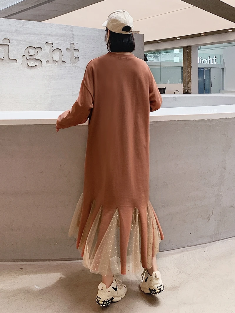 

2021 spring and summer Korean women's lace stitching over the knee large size long hedging round neck long sleeve dresses loose