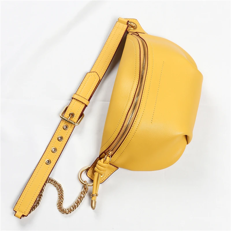 

new-Bolso de pecho de piel auténtica con cadena para mujer, bolsa de cintura con correa ancha para chica, Color caramelo,