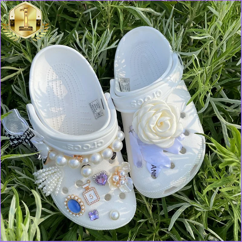 Luxury Ribbon Set Croc Charms Designer DIY Pearl Chain Shoes Decaration Charm for Croc JIBS Clogs Kids Women Girls Gifts