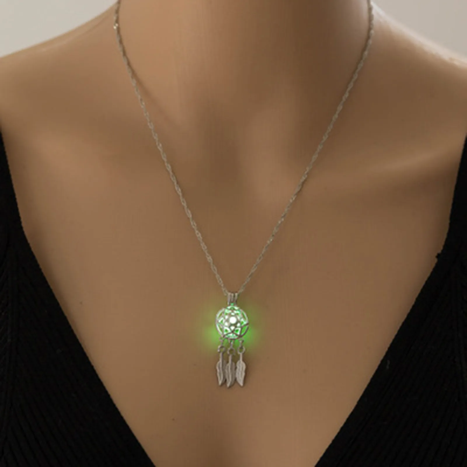 Rinhoo New Stylish Vintage Mini Dreamcatcher Handmade Drea m Catcher Necklace Gifts Hollow Glowing In The Dark Pendant Necklaces | Украшения