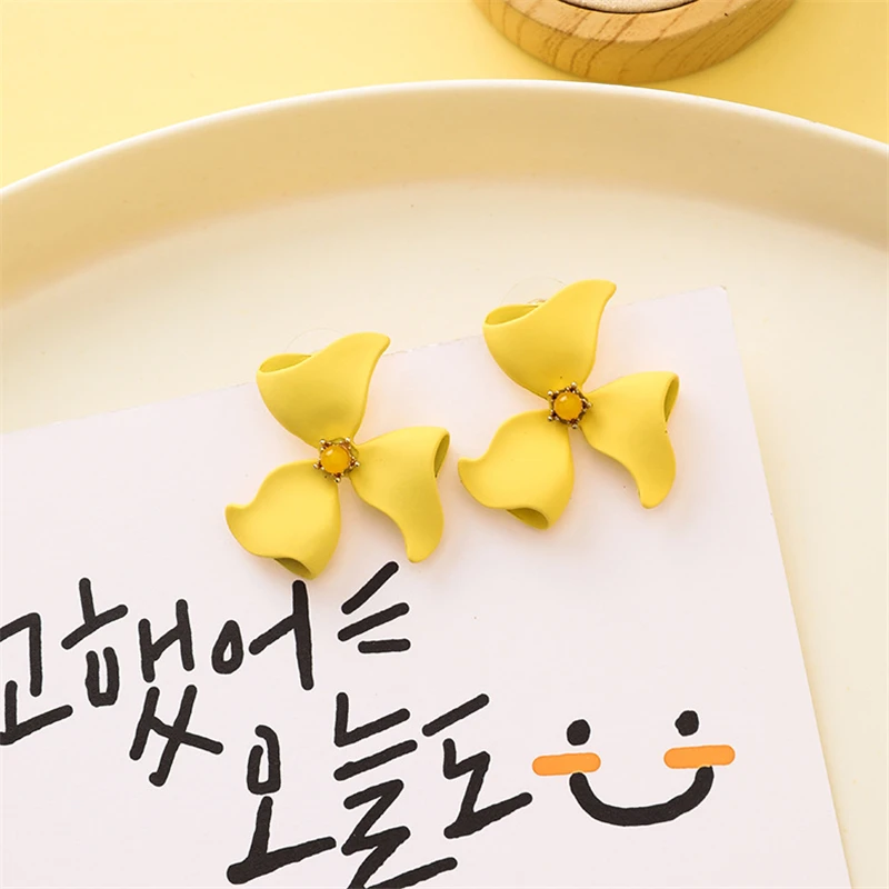 SOHOT милые желтые женские летние серьги капли с цветами яркие цвета маленькие