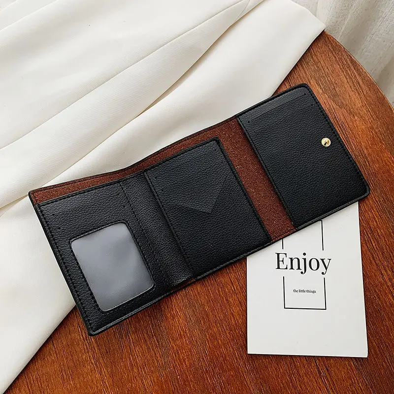 

Women Short Purse Retro Small Wallets for Ladies Luxury Vintage Folding Mini Coin Purse Square Brand Designer Card Holder Clutch