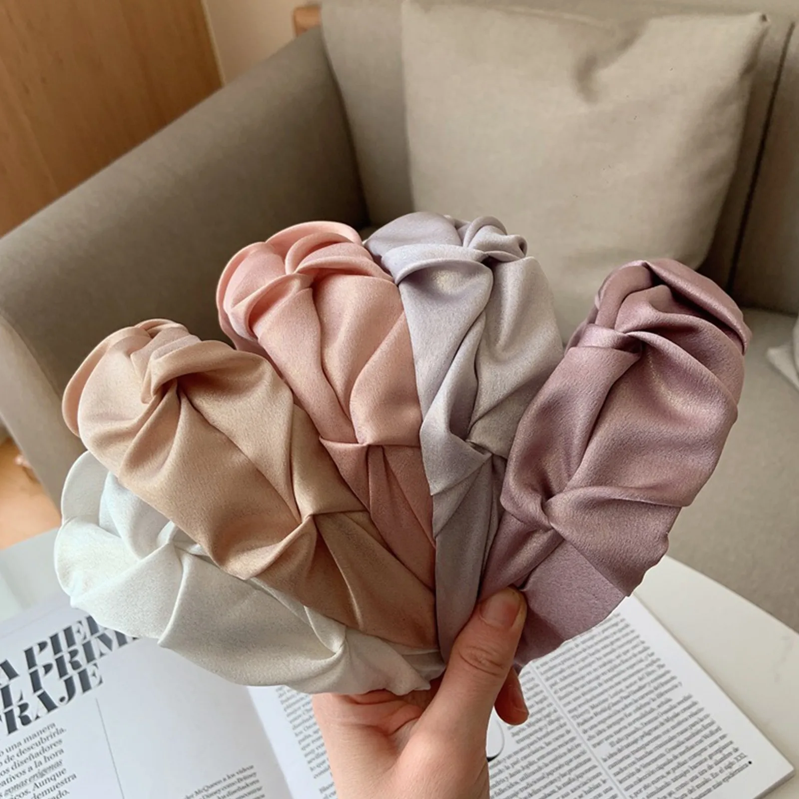 

Fashion Hair Bands 2022 Women Hair Band Five Flower Solid Color Pattern Hair Hoop Headband Multifunction Streetwear Headband