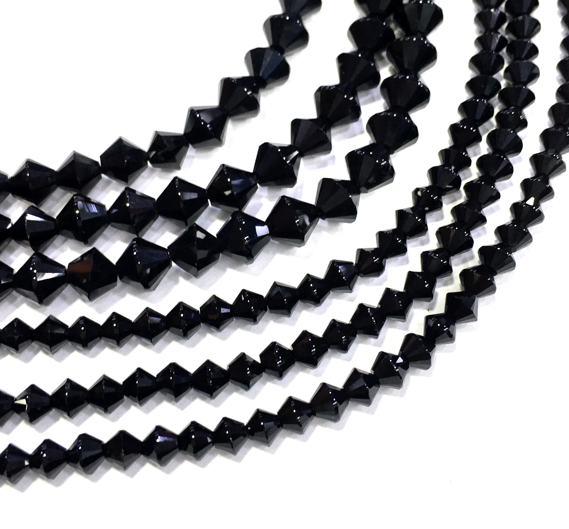 Биконовая свободная бусина из натурального черного оникса для самостоятельного