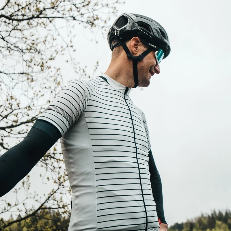 Новинка 2022 одежда с коротким рукавом для горных велосипедов летняя езды на