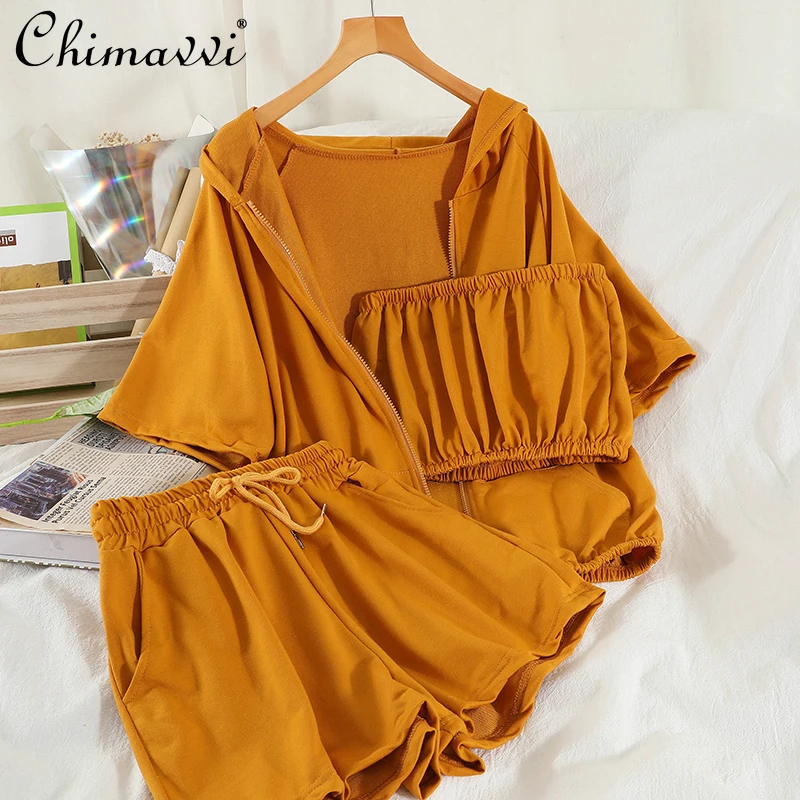 

Casual Fashion Lady Set Women's Loose Bottoming Tube Top Short Sleeve Top Straight Wide Leg Shorts Three-Piece Set