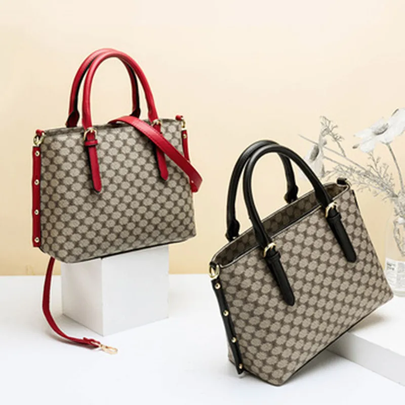 Vintage Leather Bucket Bags for Women 2021 Trending Designer Crossbody Shoulder Handbags Women's Wide Shoulder Belt Bag
