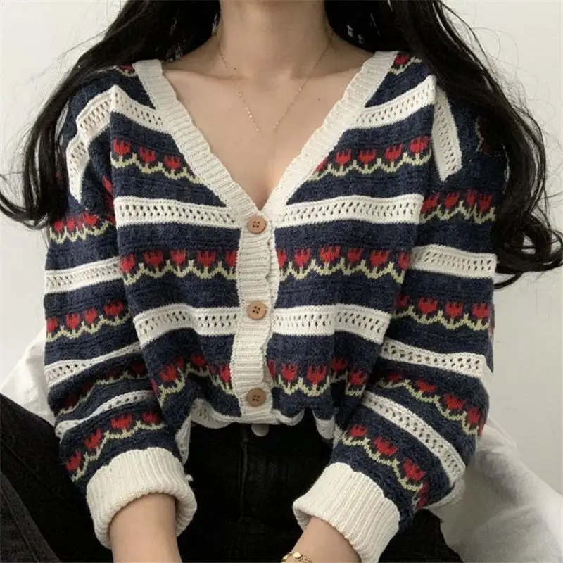 Корейский винтажный свитер с цветочным принтом кардиган женский сексуальный