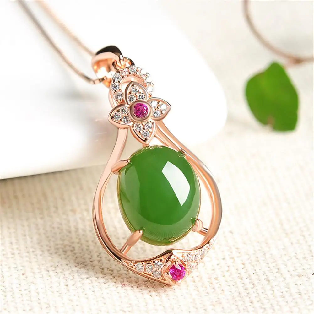 

Green jade gemstones diamonds pendant necklaces for women rose gold tone choker chain Vintage carving jewelry bijoux gifts