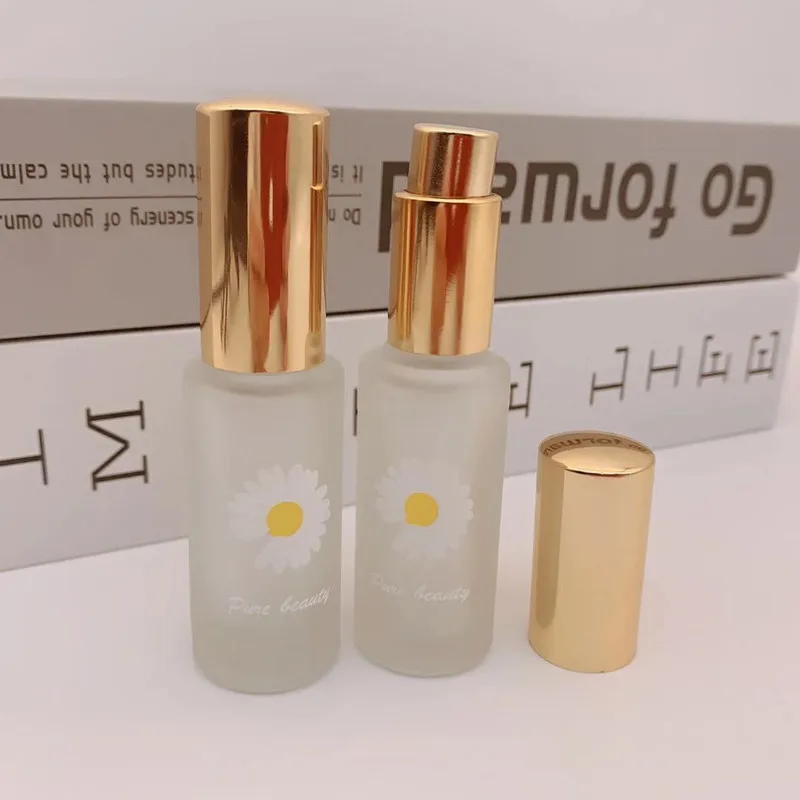 

12ML Small Frosted Daisy Perfume Spray Toner Bottle 100PCS/LOT