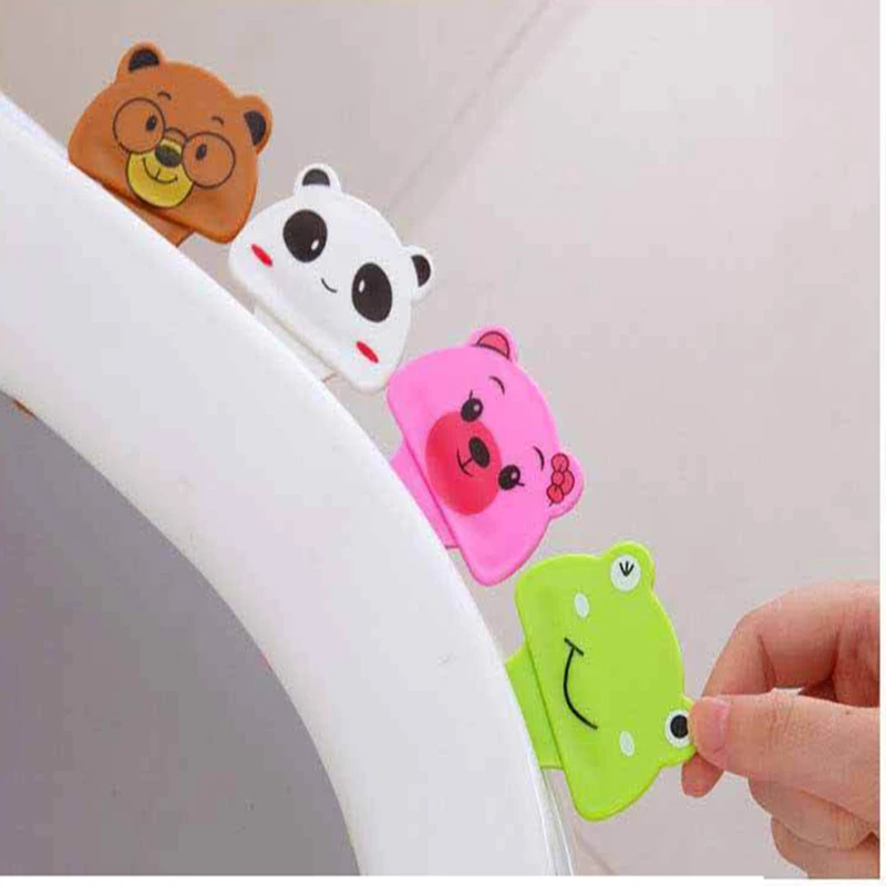 Toilet cover Multi-animal Shape Cartoon Large Portable Toilet Handle Uncovering Device