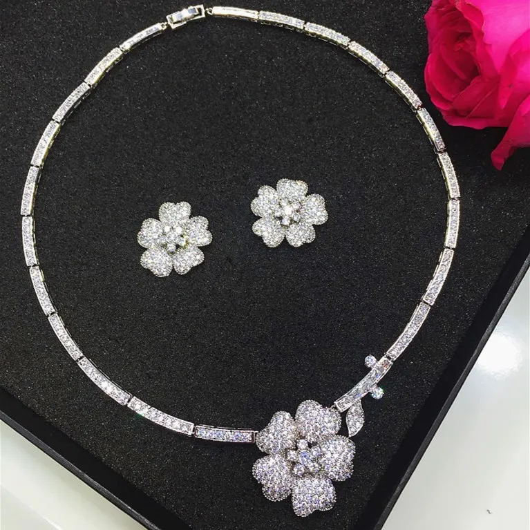 Модное красивое женское кольцо ZAKOL с цветочным цирконием обручальные кольца