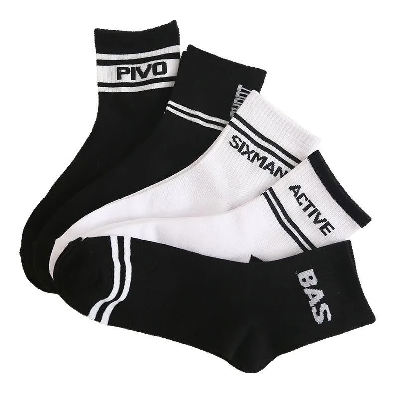 

5 Pairs Funny Letter Korea Halajuku Hip-hop Street Skate Socks Hosiery Men High Quality Black White Casual Cotton Short Socks