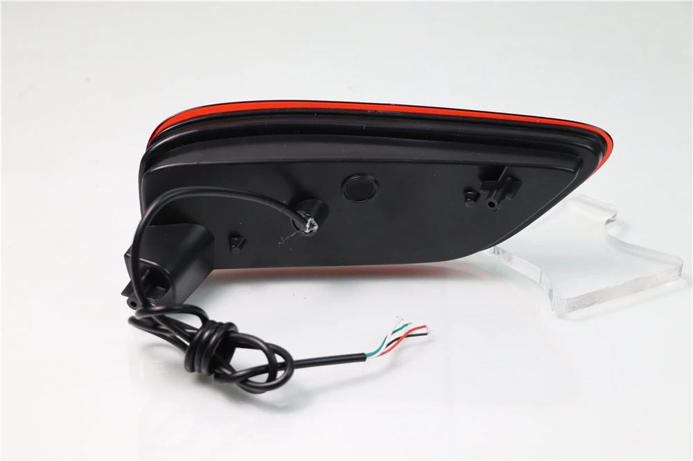 Автомобильная проблесковая 2 шт Автомобильный светодиодный задний отражатель