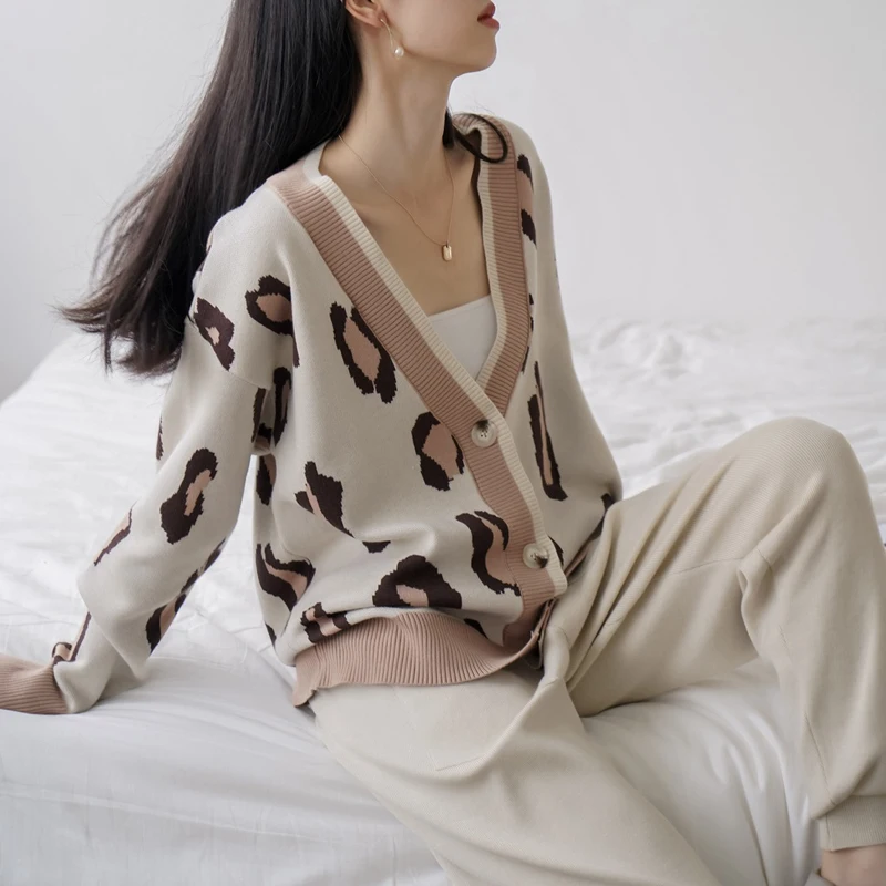Комплект из двух предметов Sungtin весенне-осенний кардиган оверсайз с леопардовым