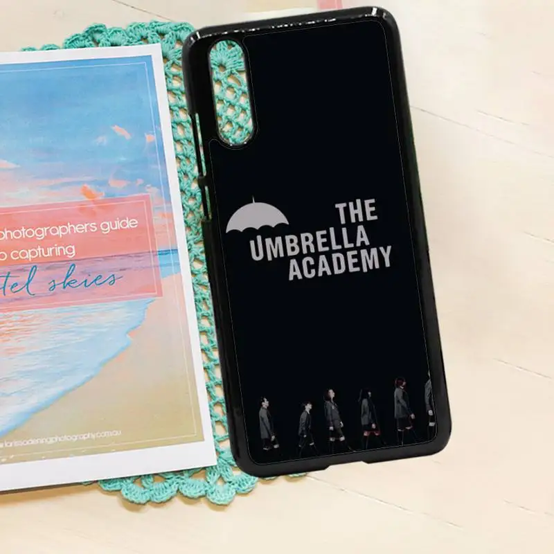 

The Umbrella Academy tv show high quality luxury Phone Case funda PC for iPhone 11 12 pro XS MAX 8 7 6 6S Plus X 5S SE 2020 XR