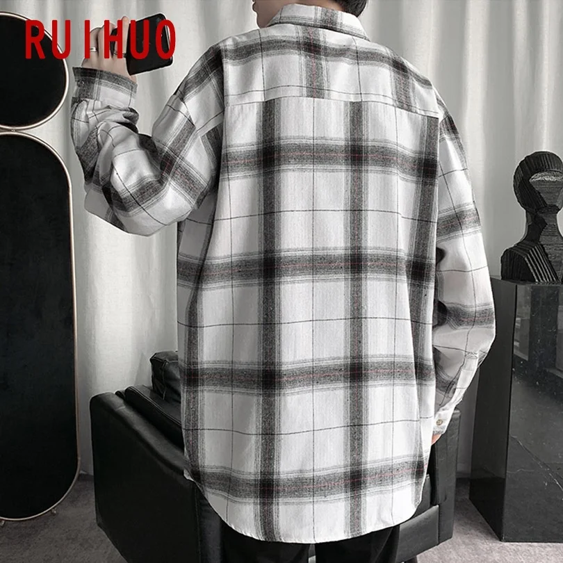 Рубашка RUIHUO Мужская в клетку модная повседневная приталенная с длинным рукавом