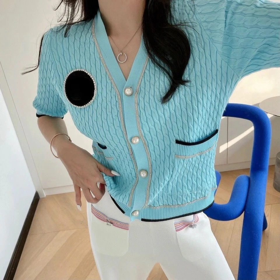 

Women's 2021 Spring and Summer New Nail Diamond Knitted Short Sleeve Cardigan Temperament V Neck Slimming Age-reducing Jacket