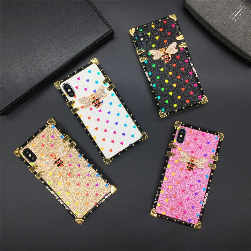 

Luxury Brand Bling Love Heart Bee Phone Case for iphone 12 11 pro max Square Cover for iphone 6 6s 7 8 plus X XS MAX XR XS FUNDA
