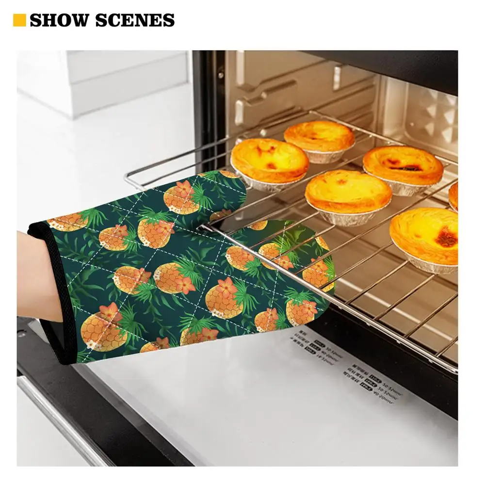 Cute Potholders Oven Mitts Microwave Baking Gloves Pig Pattern Insulation Gloves and Mat Polyester Kitchen Gloves for Cooking images - 6