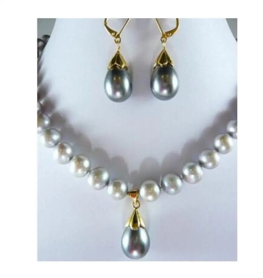 

Jewellery jade necklace earring set