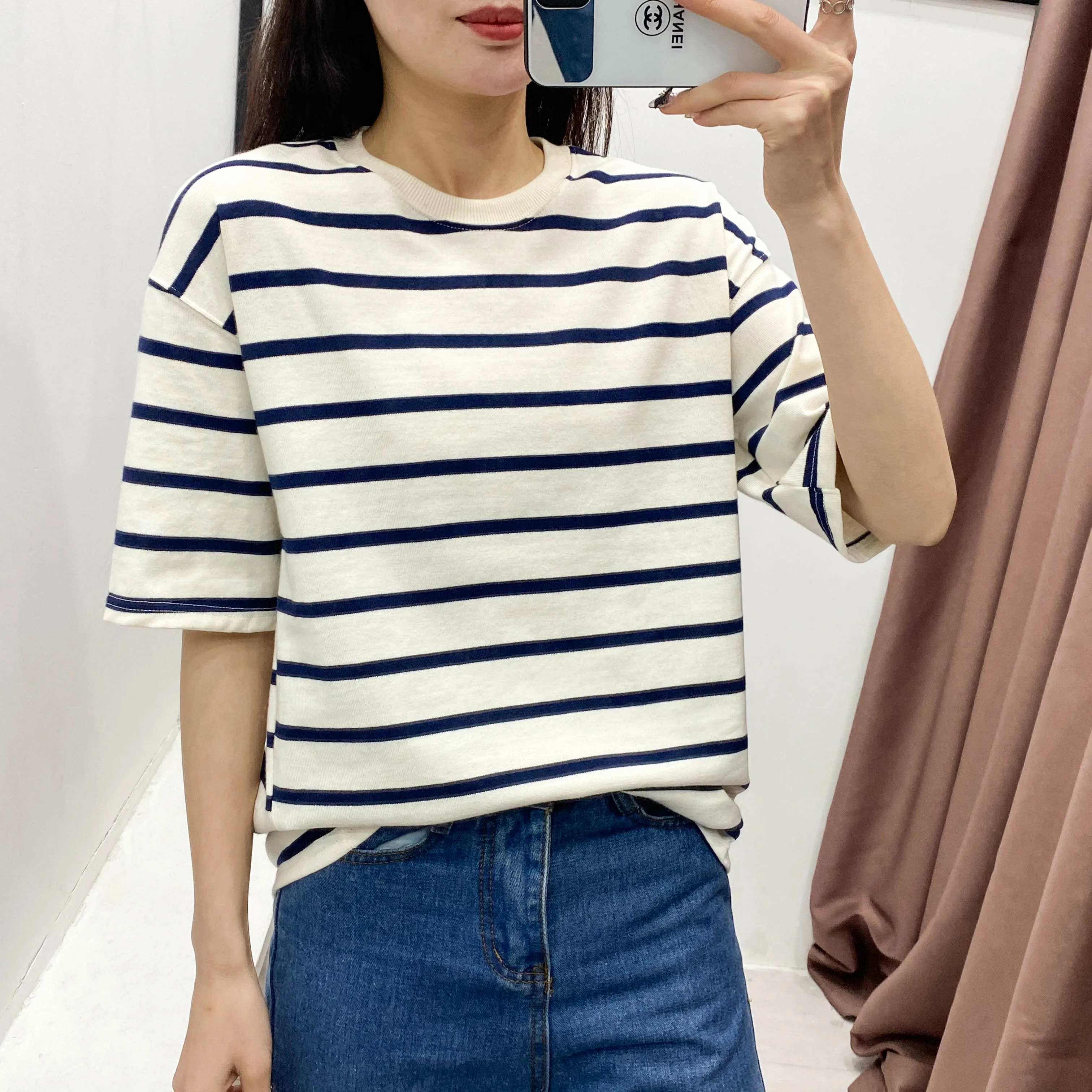 

JUNWU Summer Women's Two-Color Horizontal Stripes Round Neck Loose Short-Sleeved t-Shirt Casual Comfortable Style
