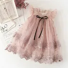 (От 2 до 8 лет) платье для девочек новое летнее платье с оборками на рукавах, вышитой сетки пышное платье принцессы для девочек, одежда розового цвета, Корейская версия платье летнее 50 *