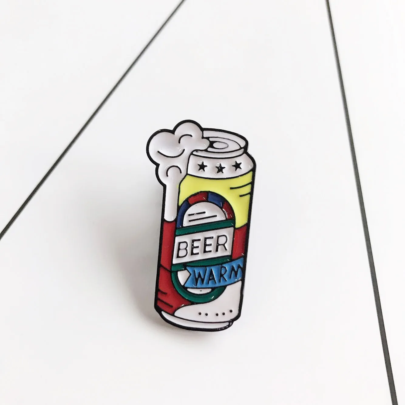 

Dear-you The new "BEER WARM" warm beer brooch fashion enamel badge special gift clothing bag accessories