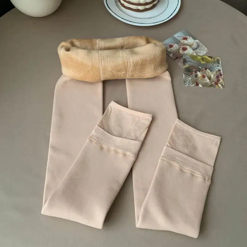 Зимние теплые леггинсы женские бархатные облегающие с высокой талией утепленные