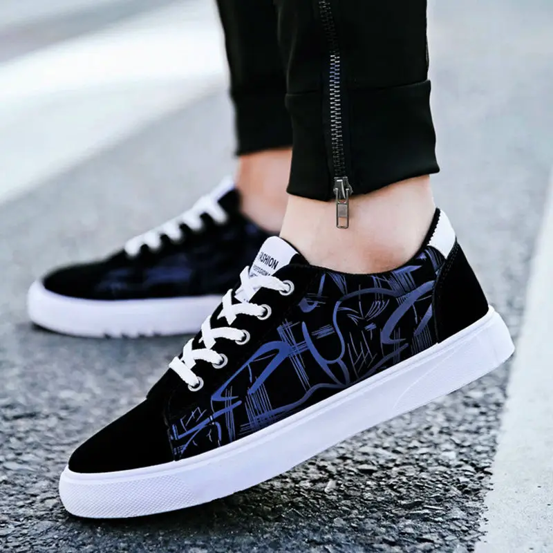 

2021New Men Vulcanize Shoes Fashion Men Shoes Canvas Shoes Trend Men Sneakers Men Casual Shoes Light