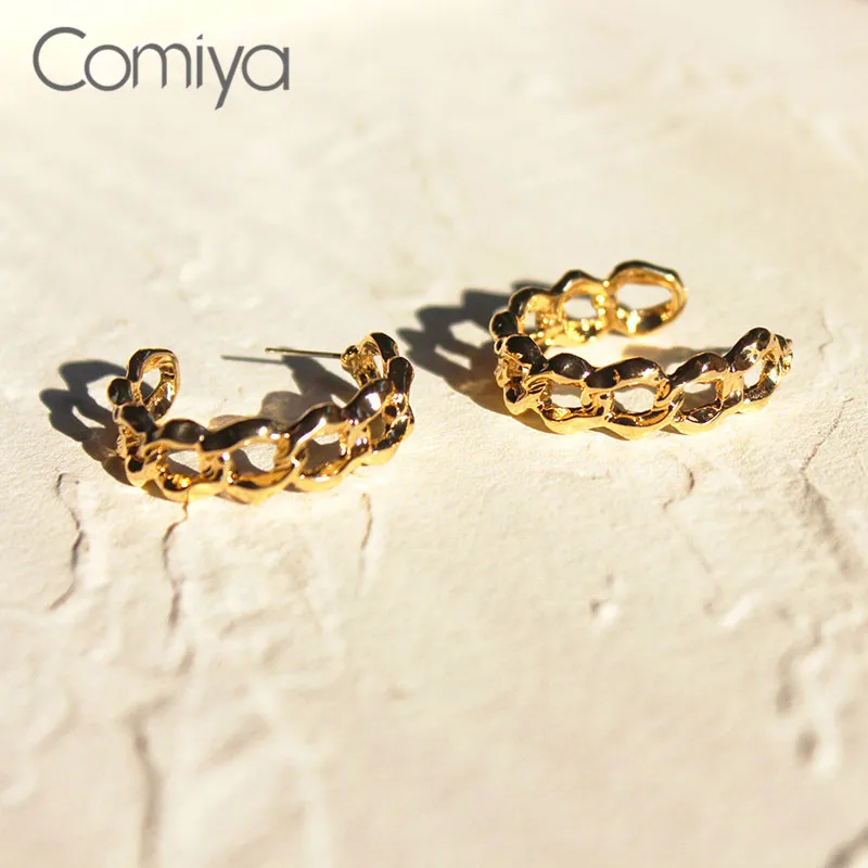 Серьги гвоздики Comiya Aros золотого цвета из цинкового сплава круглые индийские