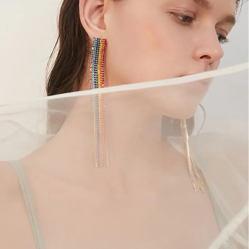 WKOUD EAM женские темпераментные цветные длинные серьги с кисточками быстрая