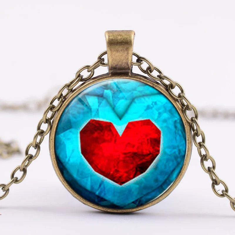 

Purple Triple Moon Goddess Necklace Supernatural Pentagram Wicca Protection Glass Pendants Magic Necklaces for Men Women Heart
