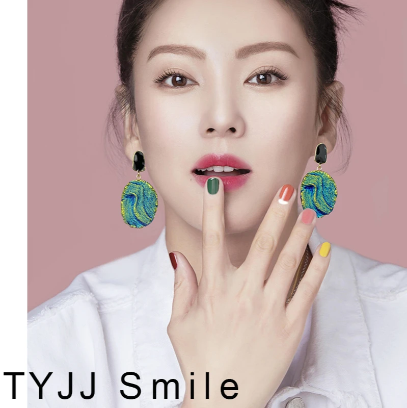 Elegant Sterling Silver Ear Studs New Fashion