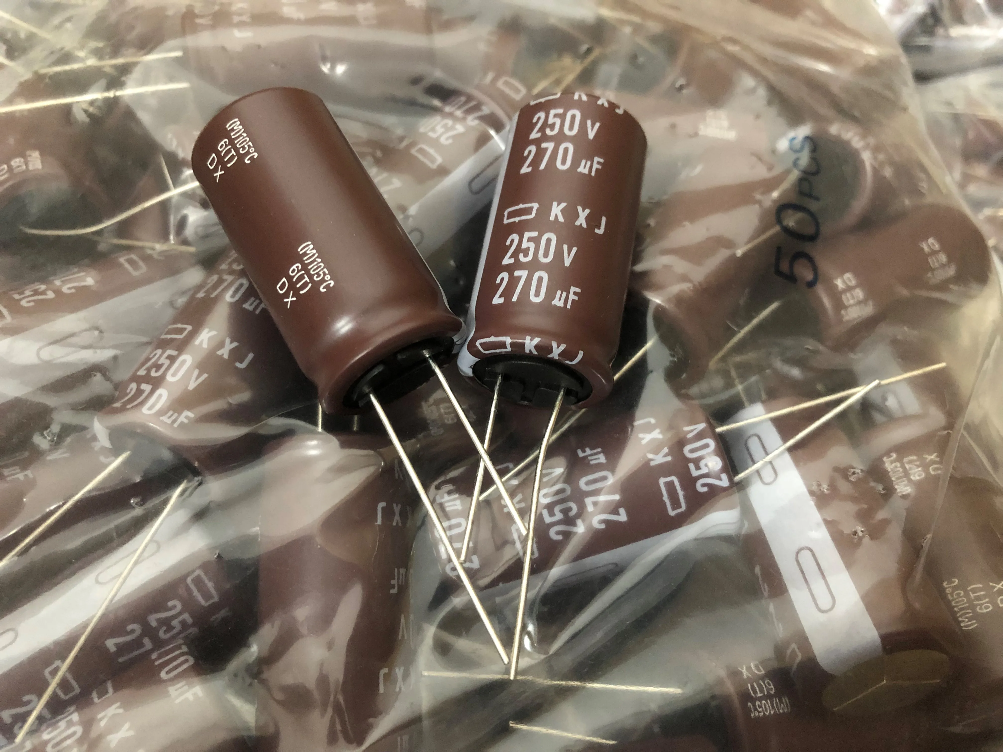 Импортный оригинальный конденсатор NIPPON 250V270UF 18X35 KXJ 2 шт./5 шт. высокочастотный