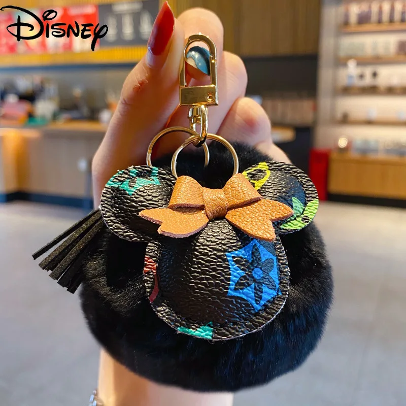 

Disney Cartoon Cute Mickey Keychain PU Car Leather Bag Pendant Horseshoe Buckle Lanyard Bag Accessories