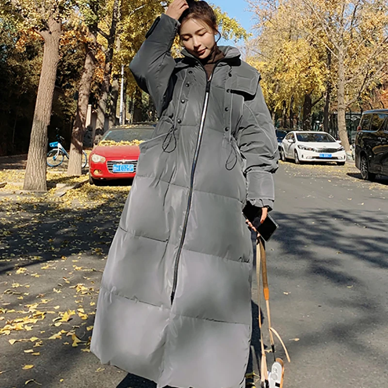 Пальто женское средней длины с капюшоном модное свободное утепленное пальто