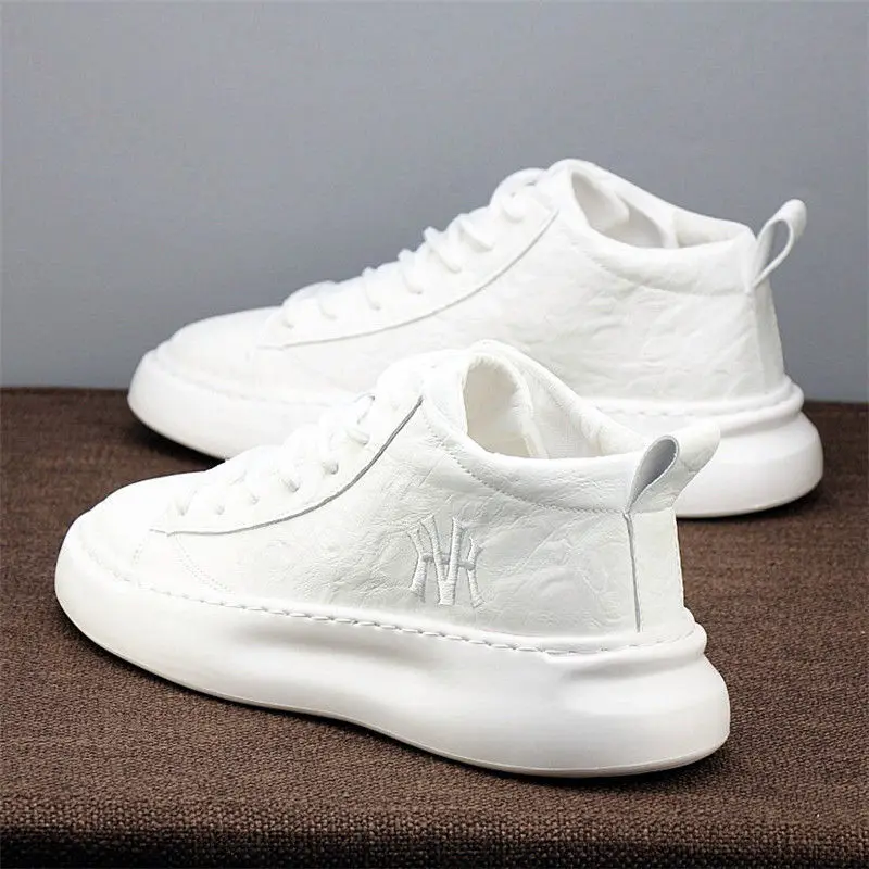 Мужская обувь весна-осень Белая увеличивающая рост Спортивная повседневная