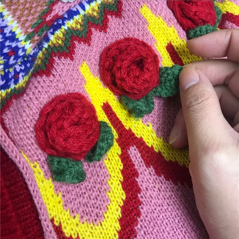 

Luxury Designer Brand Knitted Cardigans for Women Vintage Hand Crochet Bulb Fowers Christmas Loose hooded Knitted Sweater