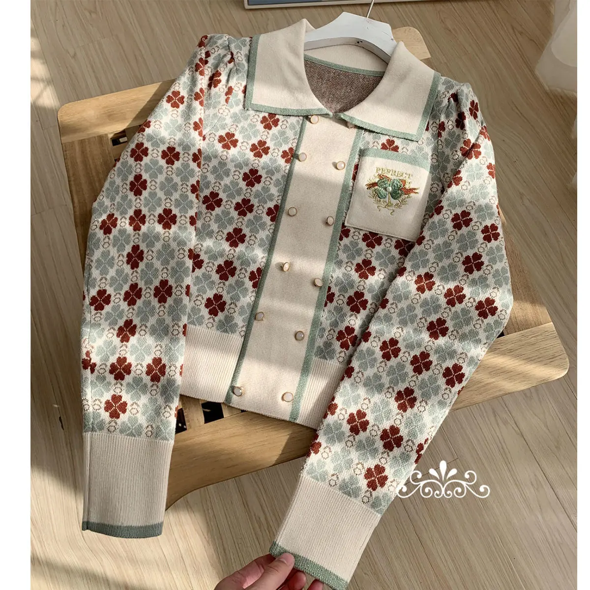 

Pocket embroidery new white French retro four-leaf clover Polo collar knitted cardigan women's pullover jacket