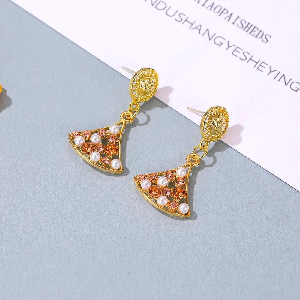 

Luxe Vintage Silver Sterling 925 Gingko Leaf with Pearl Accent Gold Plating Alloy for Women Jewelry