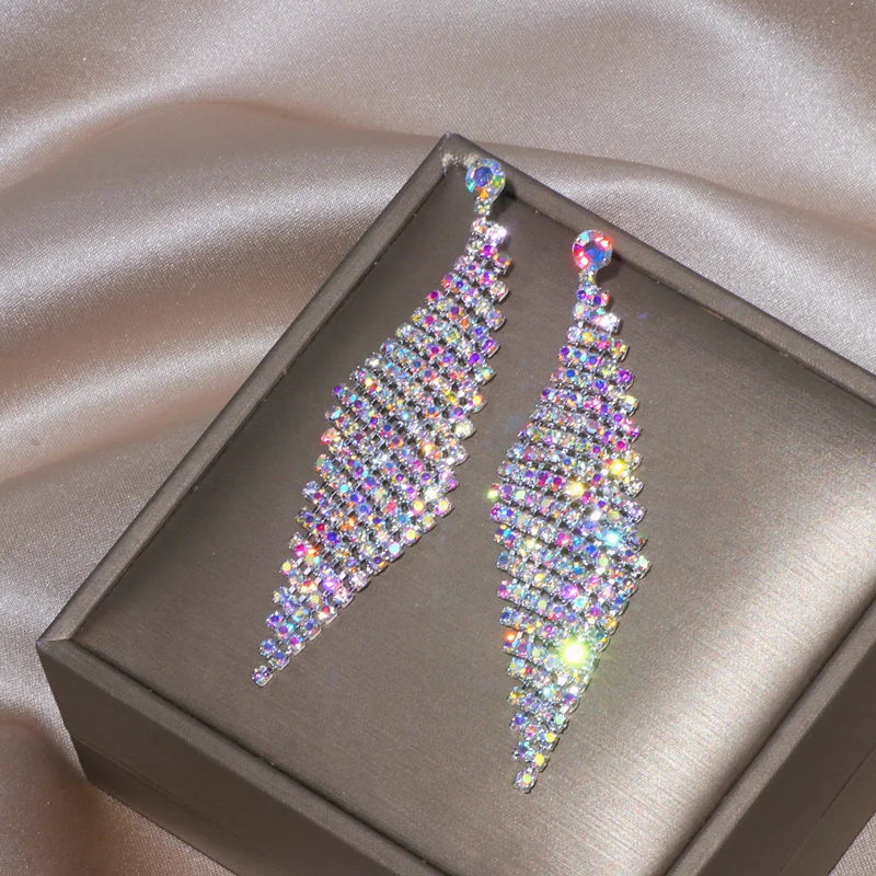 Длинные серьги-подвески с блестящими разноцветными кристаллами для женщин
