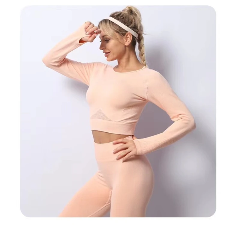 

Hot Selling INS Long Sleeve Yoga Suit Seamless Knitted Autumn and Winter Fitness Suit Women Tracksuits
