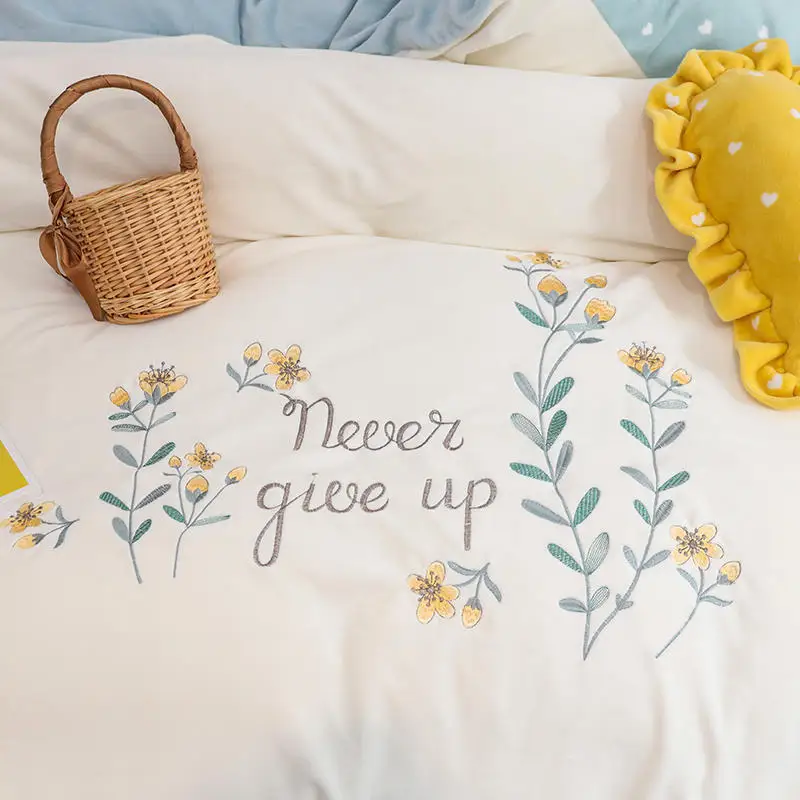 

2020 Classic embroidery fleece fabric bed linen light blue bedding queen king size duvet cover pillowcases bedspreads 4/7pc sets